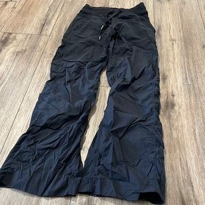 Black lululemon pants